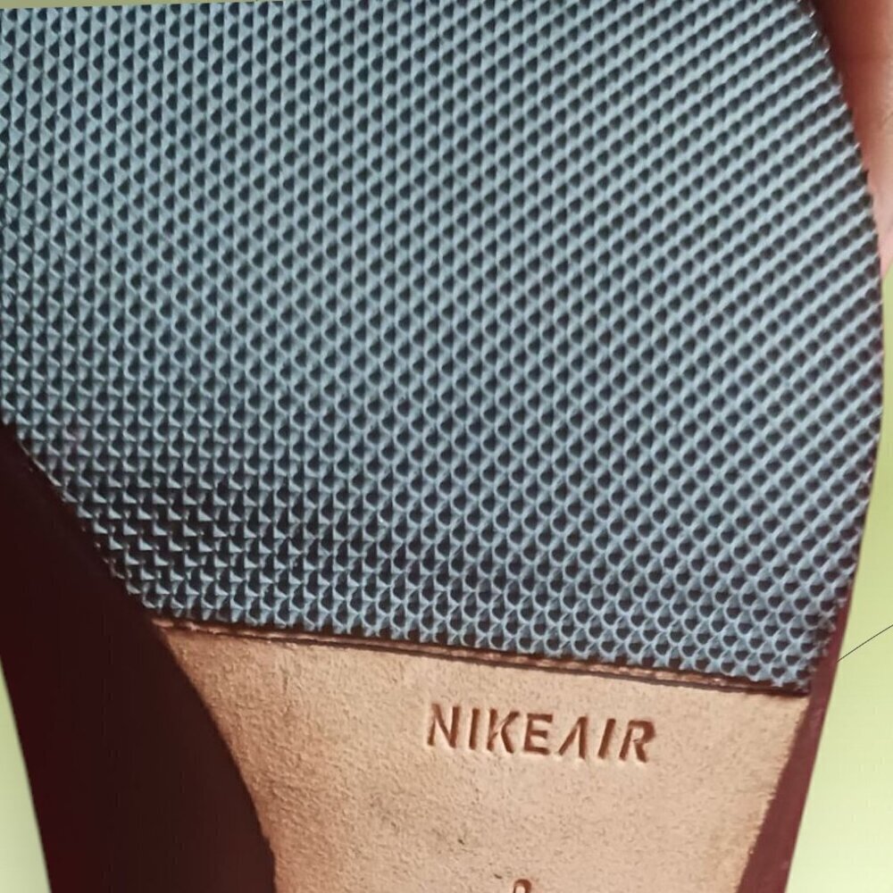 Cole Haan Womens Brown color Nike Air Pumps Size 7B - Picture 8 of 9